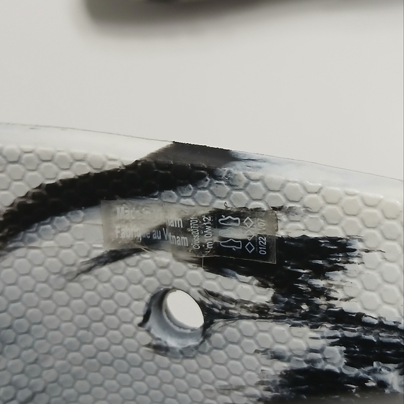 Crocs Black‎ and White Slide Sandals - Picture 9 of 9